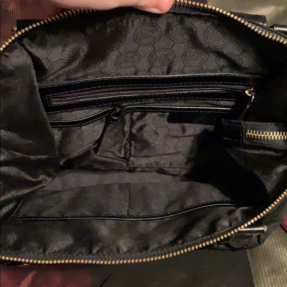 Michael Kors - Picture 2 of 4